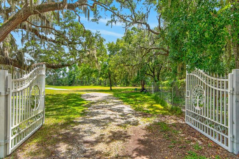 3 bedroom Single Family Residence at 10704 Tami Trail, Lakewood Acres, Hudson — photo 5