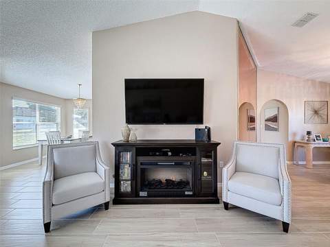 9428 Apple Dumpling Court, Weeki Wachee FL - photo 6 of 36
