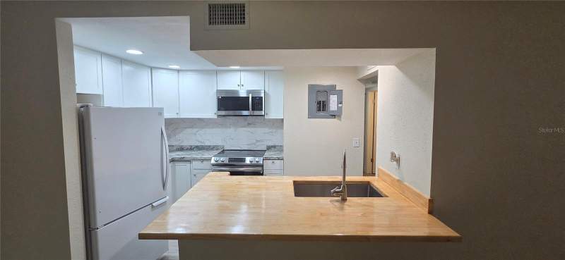 2 bedroom Condominium at 100 Sweetgum Woods Court #14C, Edgewater Condo Apts, Deltona — photo 5