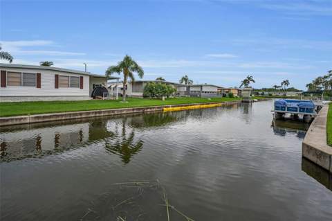 10539 Tahitian Lane #112, Largo FL - photo 15 of 32