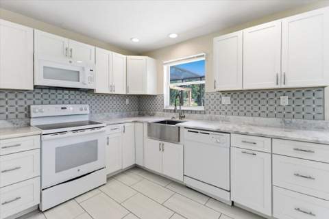 267 Annapolis Lane, Rotonda West FL - photo 15 of 46