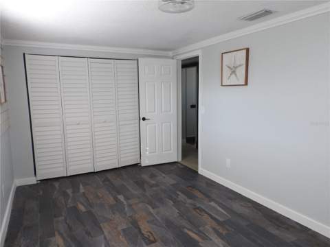 8822 Rocky Creek Drive, Tampa FL - photo 17 of 36