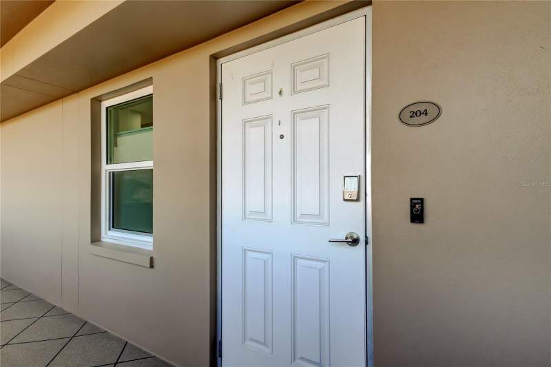 2 bedroom Condominium at 5200 Brittany Drive #204, Bayway Isles Point Brittany Four, St Petersburg — photo 3