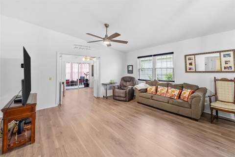 37420 Teaberry Loop, Zephyrhills FL - photo 6 of 45