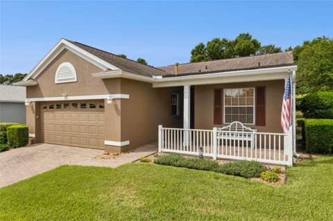 1176 Mesa Verde Court, golf community for sale in Clermont