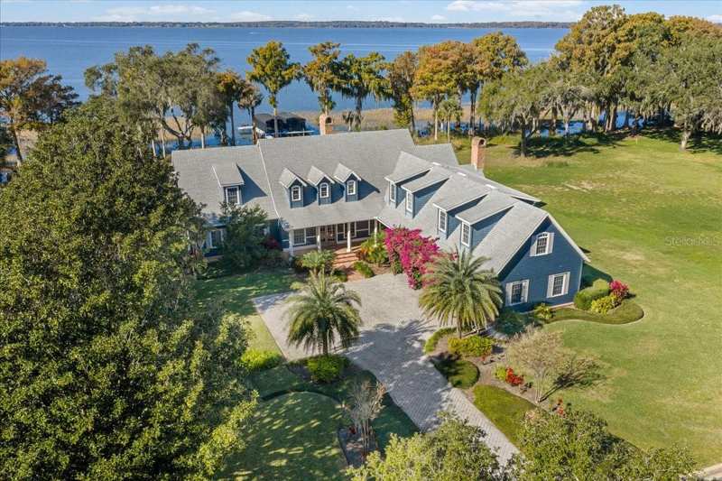5 bedroom Single Family Residence at 1200 Peninsula Drive, Tavares Peninsula Tracts A-G Rep, Tavares — photo 1