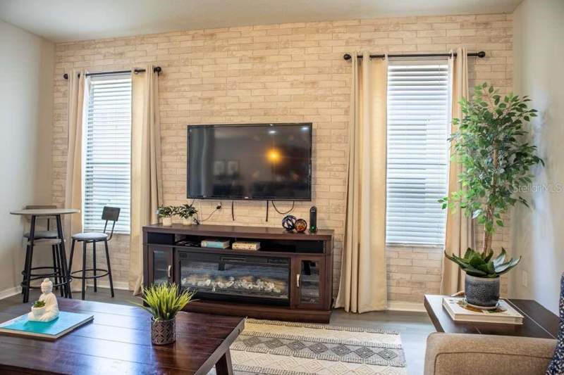 6 bedroom Single Family Residence at 210 Las Fuentes Drive, Bellavida Ph 1, Kissimmee — photo 5