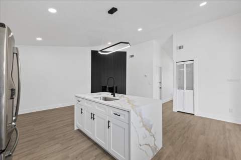 10609 Out Island Drive, Tampa FL - photo 15 of 51