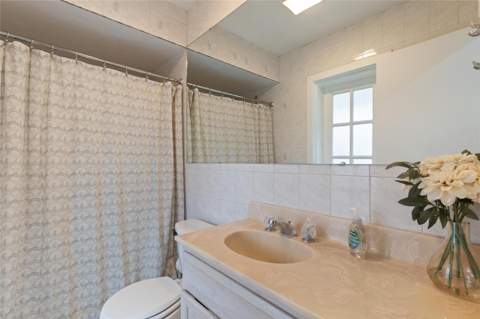 8404 Flagstone Drive, Tampa FL - photo 22 of 35