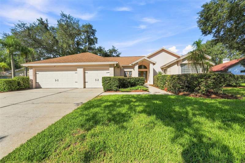 4 bedroom Single Family Residence at 15923 Ellsworth Drive, Tampa Palms Area 2 Unit 7C, Tampa — photo 4