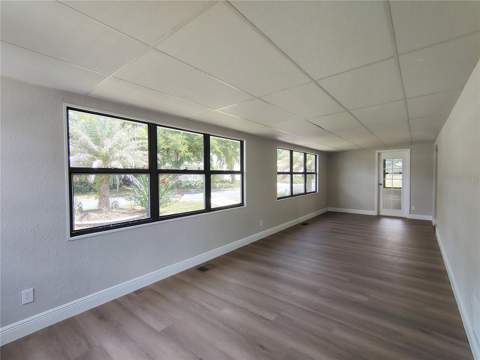 702 Turnberry Lane, Lady Lake FL - photo 15 of 17