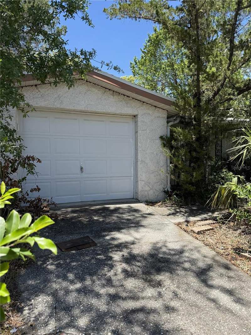 2 bedroom Single Family Residence at 9401 Gray Fox Lane, Regency Park, Port Richey — photo 1