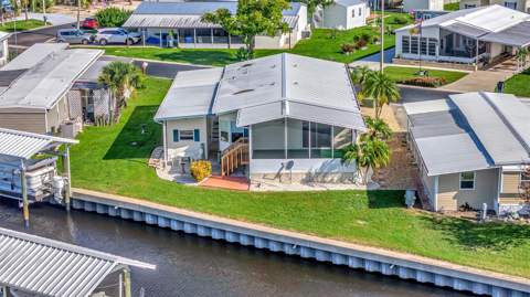 138 S Saint Thomas Circle, Apollo Beach FL - photo 19 of 73