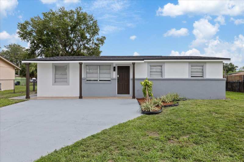 4 bedroom Single Family Residence at 8303 Bahia Avenue, Progress Village Unit 1, Tampa — photo 1
