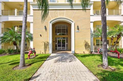 5049 Shoreway Loop #1-201, home for sale in Orlando 32819