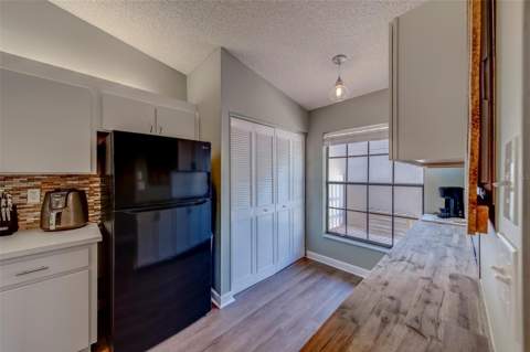 3135 Charter Club Drive #G, Tarpon Springs FL - photo 12 of 68