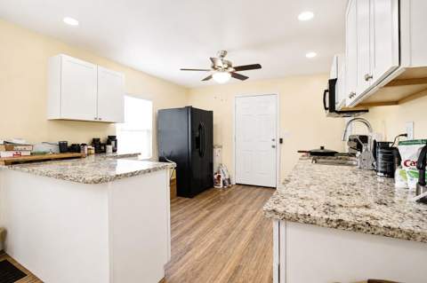5811 11th Street, Zephyrhills FL - photo 11 of 26