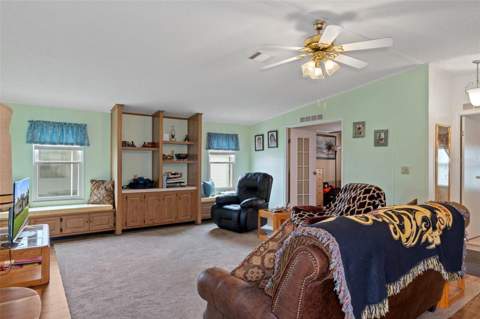 5181 Forest Glenn Drive, Spring Hill FL - photo 6 of 42