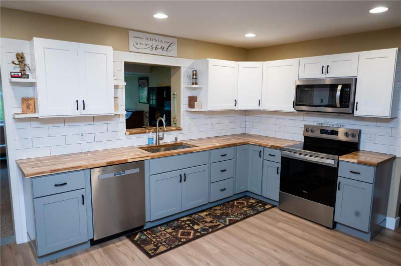 3 bedroom Single Family Residence at 23816 Oak Tree Drive, Golden Oaks, Sorrento — photo 5