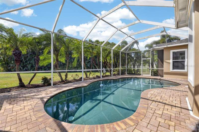 4 bedroom Single Family Residence at 824 Islebay Drive, Mirabay Ph 3B-2, Apollo Beach — photo 3