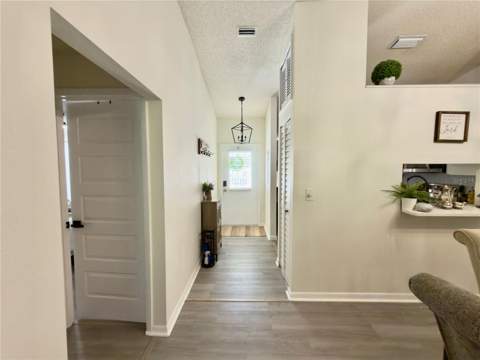 1333 Shady Pine Way #D, Tarpon Springs FL - photo 11 of 48
