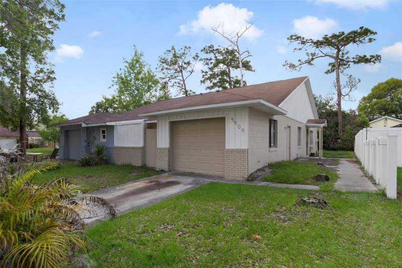 5909 TURNBULL DRIVE home for sale in Countryside