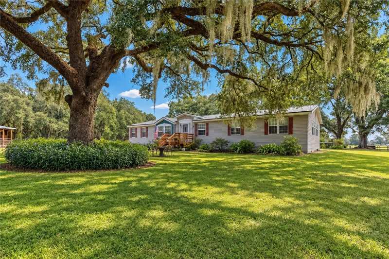 4 bedroom Manufactured Home at 7590 NW 75th Street, Chiefland, Chiefland — photo 1