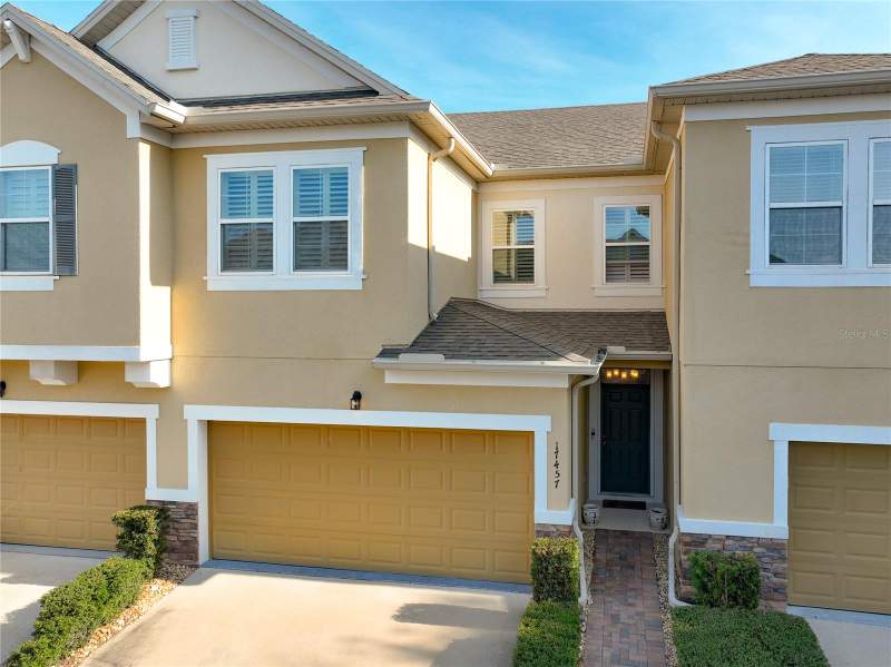 3 bedroom Townhouse at 17457 Chateau Pine Way, Magnolia Pointe Ph 1, Clermont — photo 3