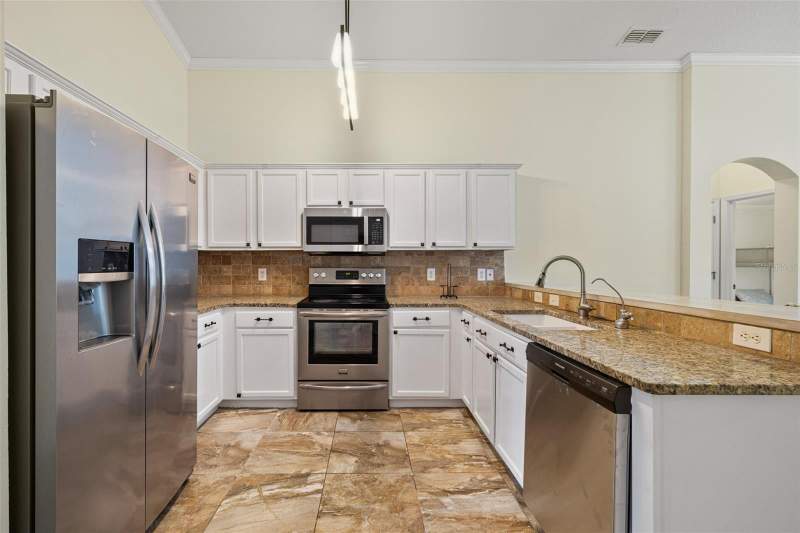 4 bedroom Single Family Residence at 16236 DEER CHASE LOOP, TIMBER ISLE, ORLANDO — photo 4