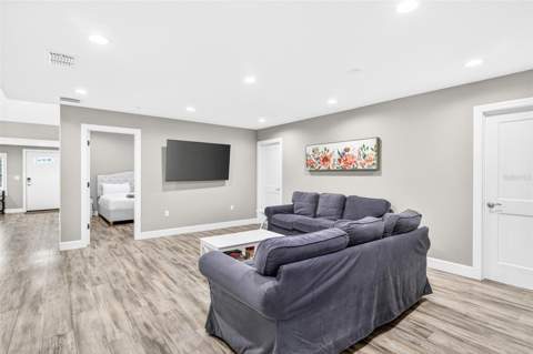 420 E Cypress Street, Winter Garden FL - photo 9 of 39