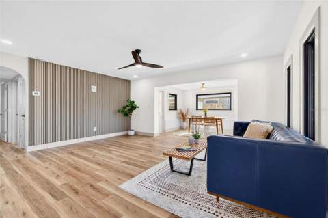 203 Driftwood Drive, Palm Harbor FL - photo 9 of 42