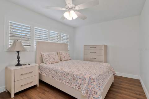 1113 Glenmoor Court, Clearwater FL - photo 21 of 39