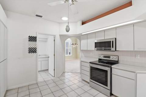 9240 Butler Boulevard, Weeki Wachee FL - photo 20 of 47