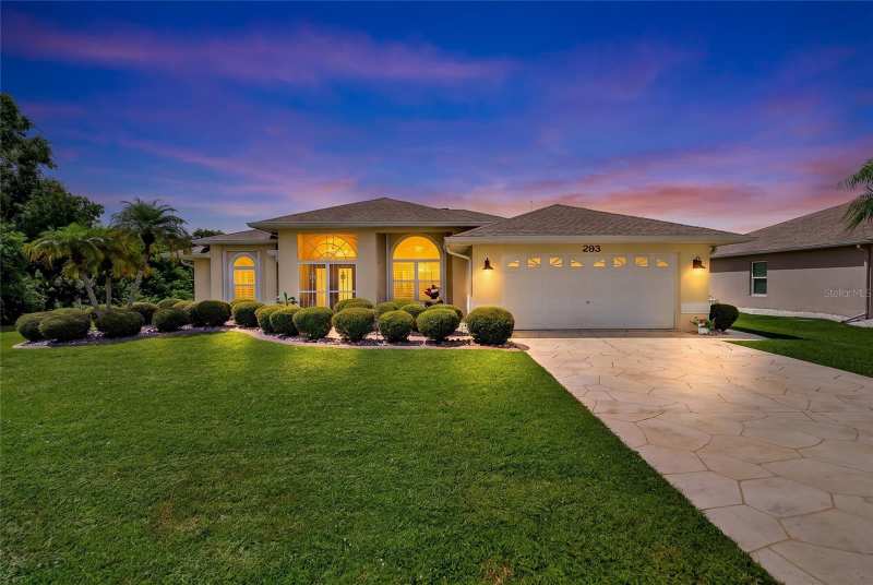 3 bedroom Single Family Residence at 293 Rosemary Street, Port Charlotte Sec 015, Port Charlotte — photo 1