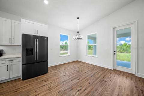 16213 Penn State Road, Weeki Wachee FL - photo 16 of 63