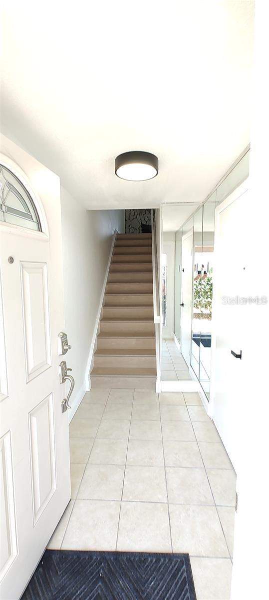 3 bedroom Townhouse at 255 Capri Circle #36, Treasures Of Capri Condo, Treasure Island — photo 3