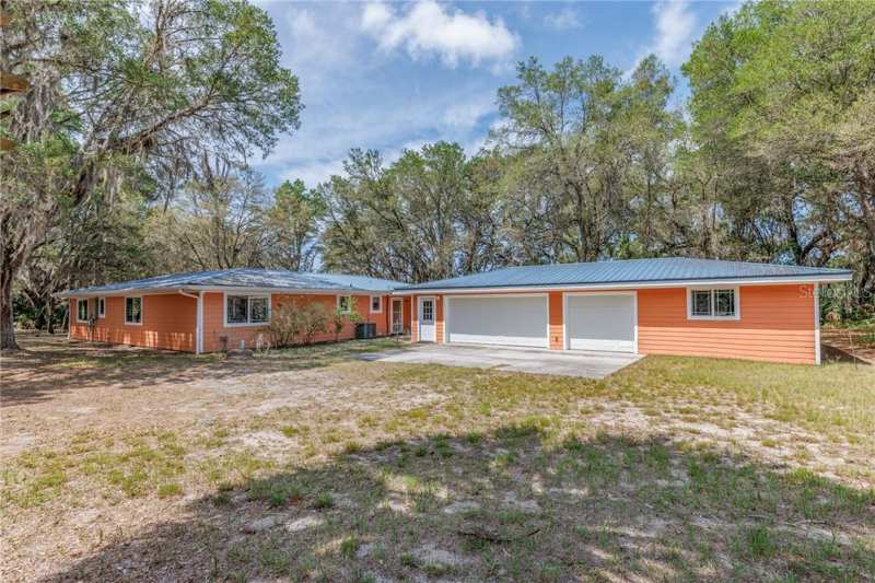 3 bedroom Single Family Residence at 8977 W Emerald Oaks Drive, Crystal River, Crystal River — photo 1