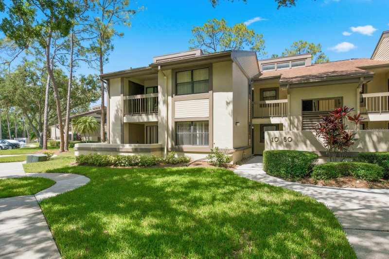 2 bedroom Condominium at 10 Woodlake Place, East Lake Woodlands Woodlake Run, Oldsmar — photo 1