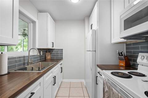 215 Abbeyville Street, Deltona FL - photo 7 of 41