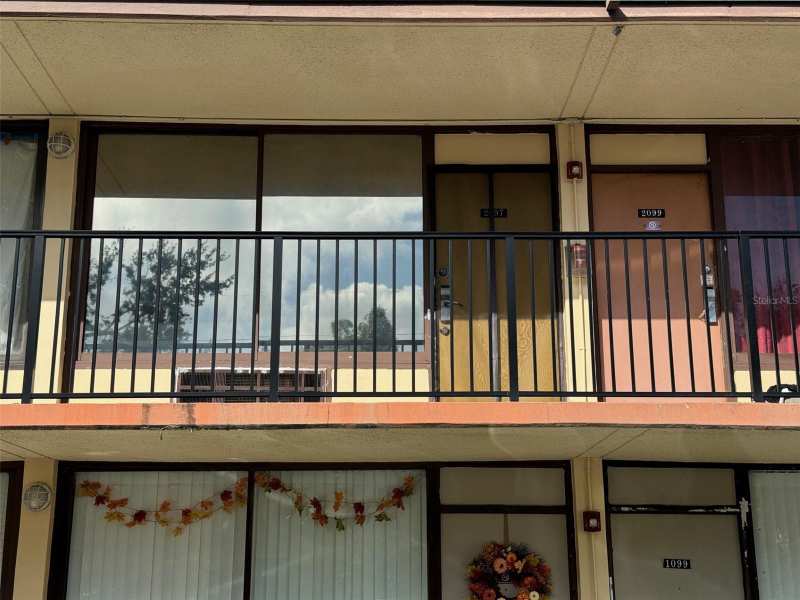 1 bedroom Condo - Hotel at 7900 S Orange Blossom Trail #2097, Sandlake Courtyards Condo 5901/3515, Orlando — photo 1