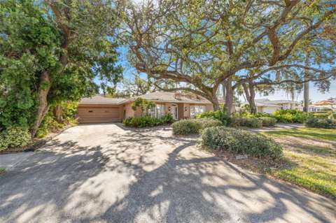 215 Snell Isle Boulevard, home for sale in St. Petersburg 33704