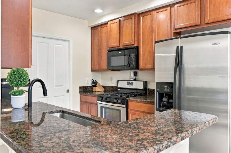 3 bedroom Townhouse at 10645 Marsha Drive, Longleaf Neighborhood 03, New Port Richey — photo 4