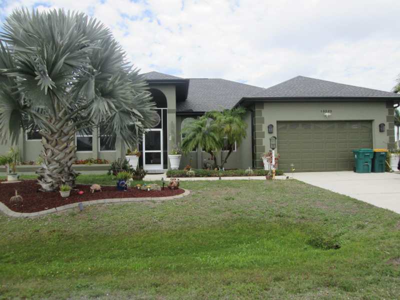 4 bedroom Single Family Residence at 15352 Pottstown Avenue, Port Charlotte Sec 081, Port Charlotte — photo 1