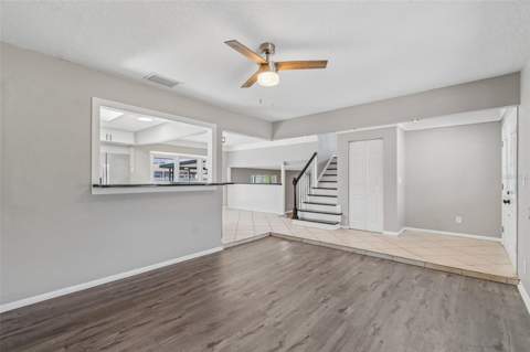 7111 Gateway Court, Tampa FL - photo 11 of 69