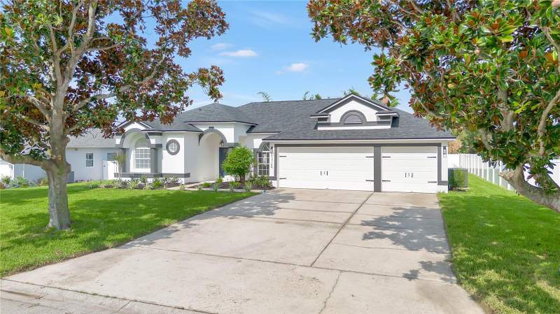 4 bedroom Single Family Residence at 13149 LAKEWIND DRIVE, SUNBURST ESTATES PH II SUB, CLERMONT — photo 3