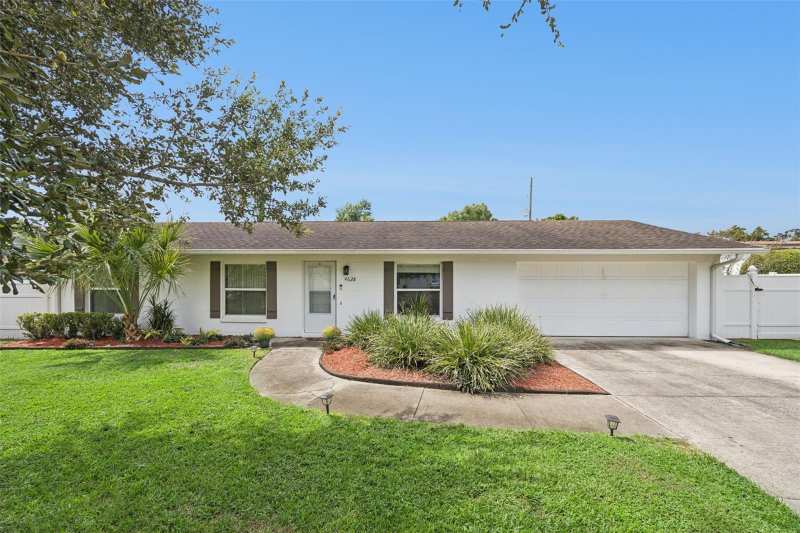 3 bedroom Single Family Residence at 4628 S Shore Road, Lake Holden Gardens, Orlando — photo 1