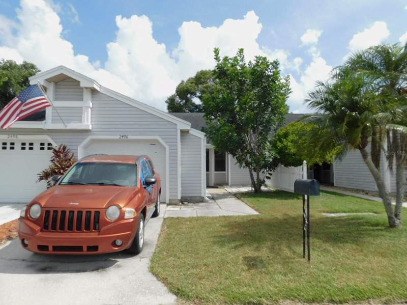 Estancia Townhomes