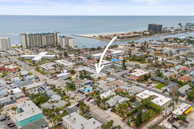2 bedroom Condominium at 600 71st Avenue #18, Waves The Condo, St Pete Beach — photo 2