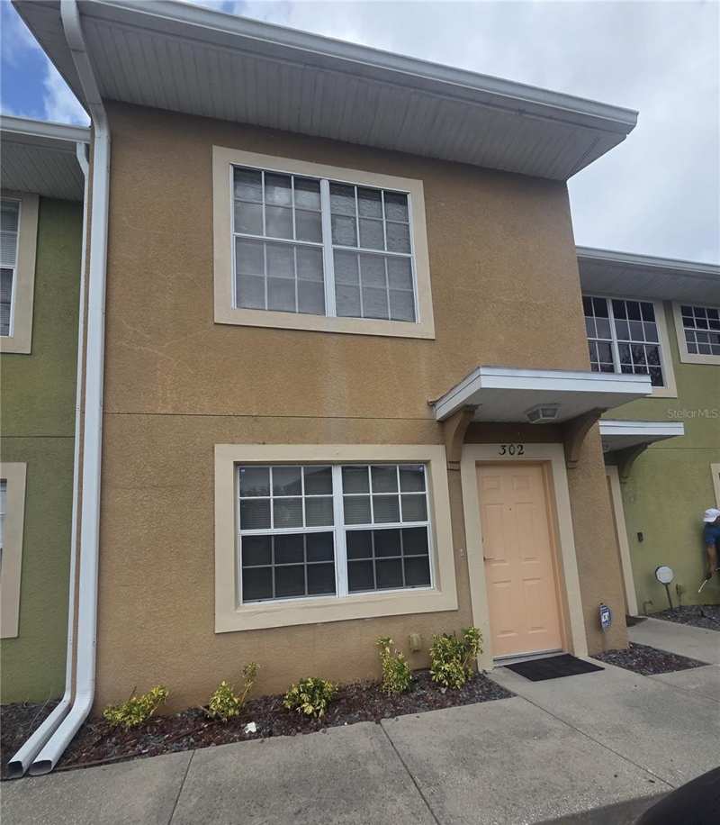2 bedroom Townhouse at 302 Cervantes Drive, Rio Hills Twnhs, Kissimmee — photo 1