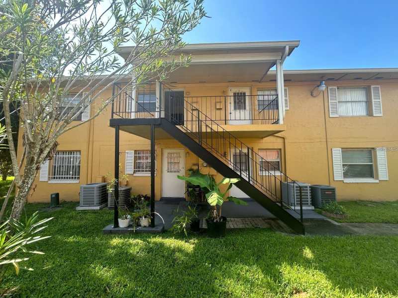1 bedroom Condominium at 1627 W Oak Ridge Road #D, Weatherly Condo At Central Park, Orlando — photo 1